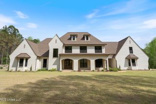 6978 Vaiden Road, Hernando, MS 38632