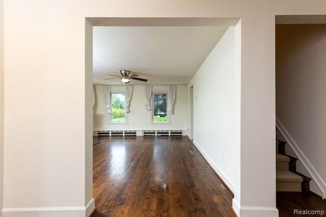 3167 BENSTEIN Road, Commerce Charter Township, MI 48390