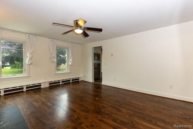 3167 BENSTEIN Road, Commerce Charter Township, MI 48390