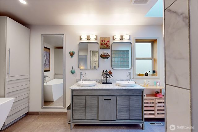 2425 Country Club Road, Walla Walla, WA 99362