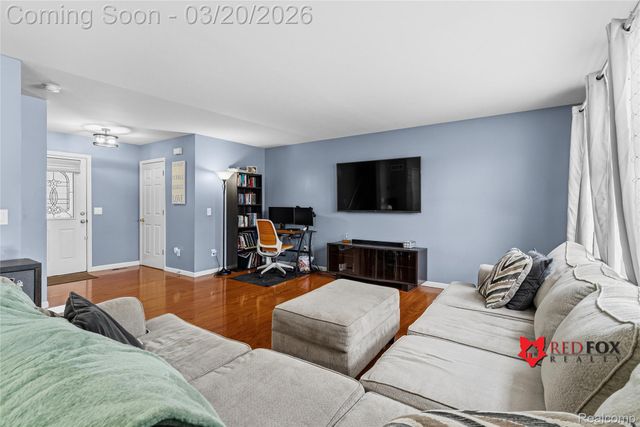5035 Meadow Crest Circle, Grand Blanc Charter Township, MI 48442