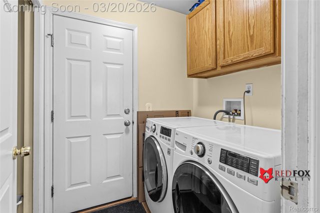 5035 Meadow Crest Circle, Grand Blanc Charter Township, MI 48442