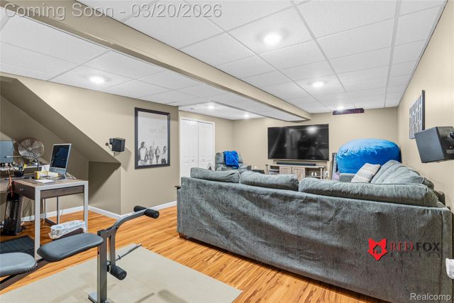 5035 Meadow Crest Circle, Grand Blanc Charter Township, MI 48442