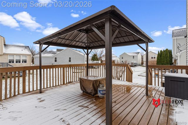 5035 Meadow Crest Circle, Grand Blanc Charter Township, MI 48442
