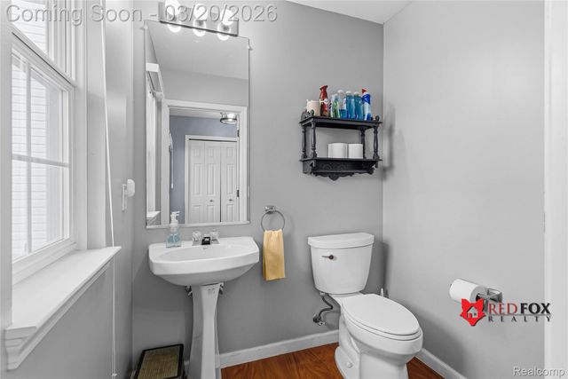 5035 Meadow Crest Circle, Grand Blanc Charter Township, MI 48442