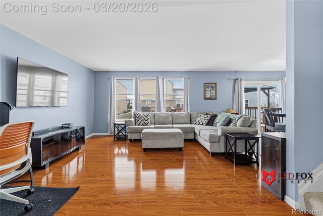 5035 Meadow Crest Circle, Grand Blanc Charter Township, MI 48442