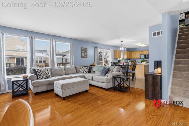 5035 Meadow Crest Circle, Grand Blanc Charter Township, MI 48442