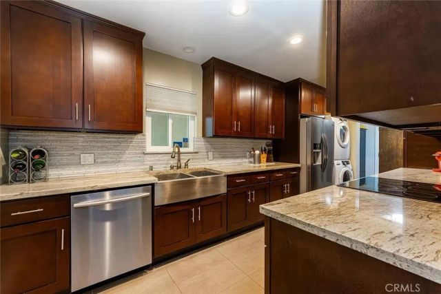 3601 E Ocean, Long Beach, CA 90803