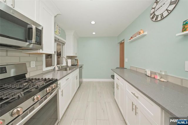 130 Tuella Avenue, Elmwood Park, NJ 07407