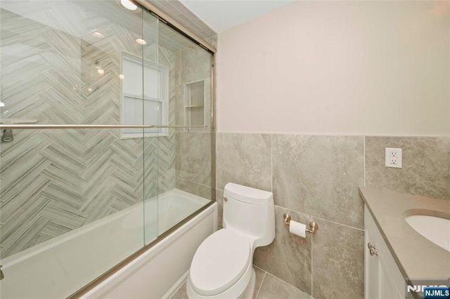 130 Tuella Avenue, Elmwood Park, NJ 07407