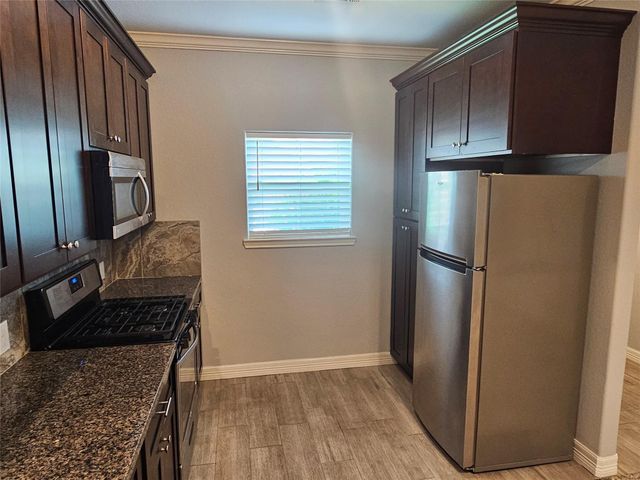 1201 Dutch Street B, Deer Park, TX 77536