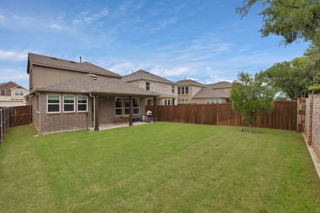 758 Creekwater Lane, Garland, TX 75043