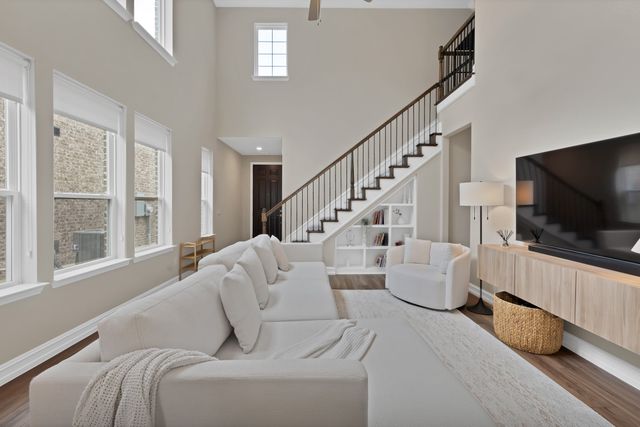 758 Creekwater Lane, Garland, TX 75043