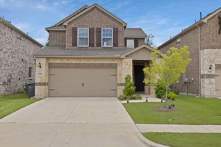 758 Creekwater Lane, Garland, TX 75043
