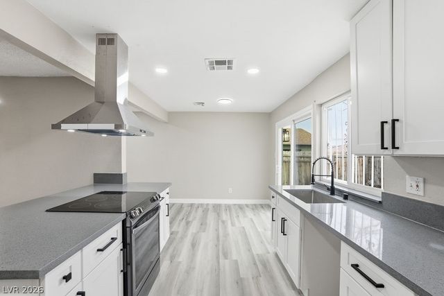 321 Princess Avenue, North Las Vegas, NV 89030