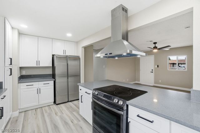 321 Princess Avenue, North Las Vegas, NV 89030