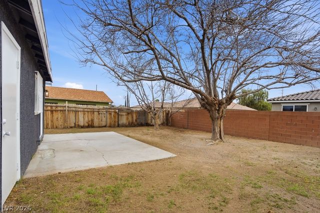 321 Princess Avenue, North Las Vegas, NV 89030