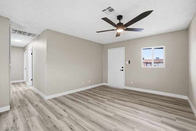 321 Princess Avenue, North Las Vegas, NV 89030