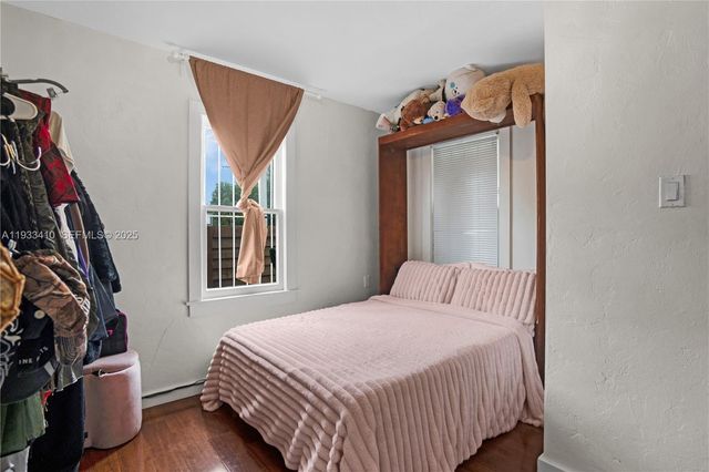 9210 NW 4th Ave, Miami, FL 33150