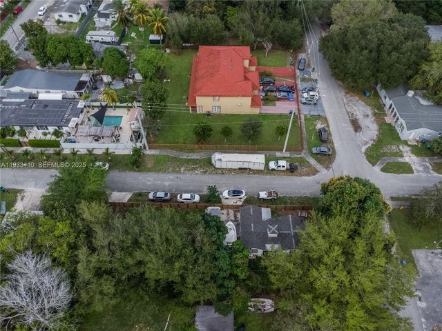 9210 NW 4th Ave, Miami, FL 33150