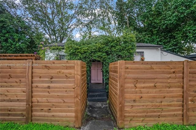 9210 NW 4th Ave, Miami, FL 33150