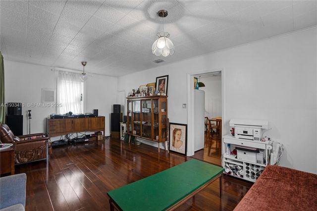 9210 NW 4th Ave, Miami, FL 33150