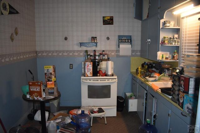 610 S 12th St, Rocky Ford, CO 81067