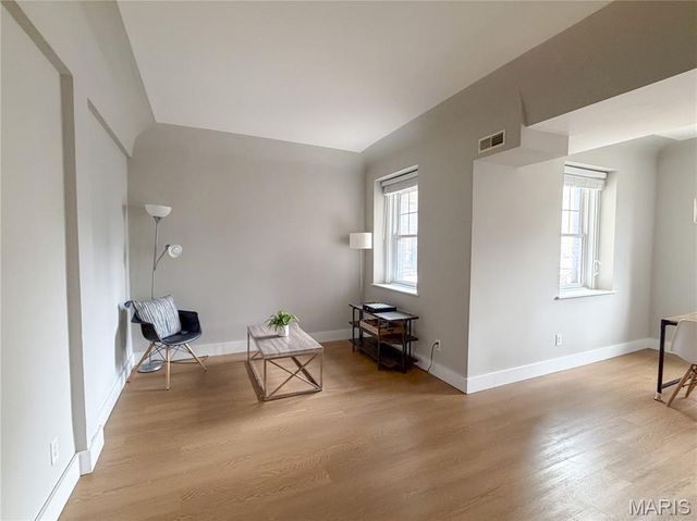 601 Westgate Avenue 601E, St Louis, MO 63130