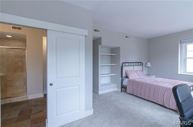 601 Westgate Avenue 601E, St Louis, MO 63130