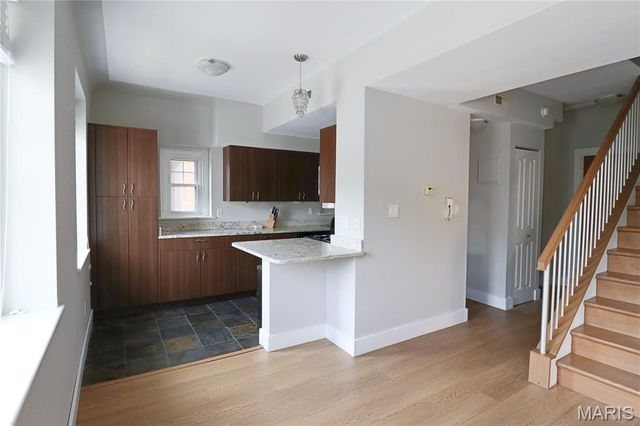 601 Westgate Avenue 601E, St Louis, MO 63130