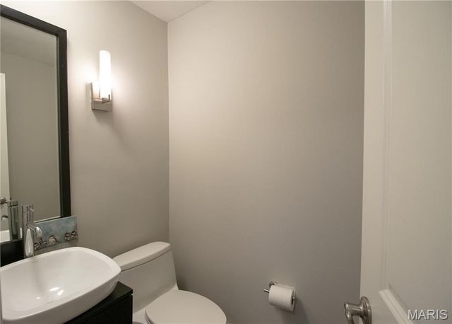 601 Westgate Avenue 601E, St Louis, MO 63130