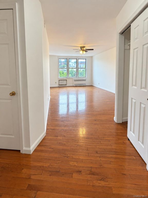 86-16 60th Avenue 4D, Elmhurst, NY 11373 — photo 2