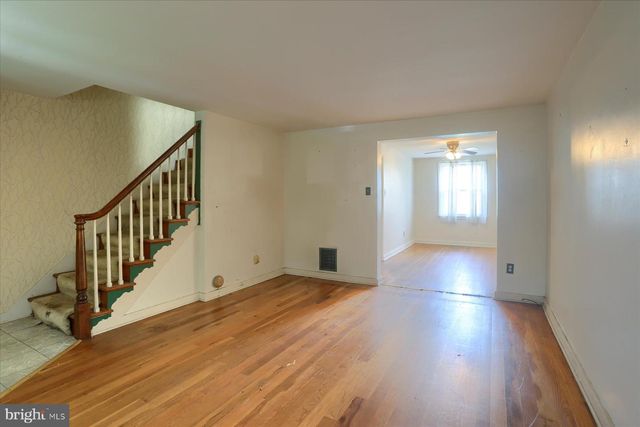 2158 BERRYHILL ST, Harrisburg, PA 17104