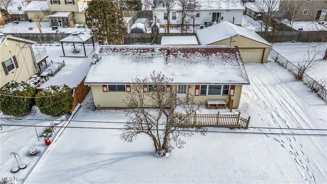 541 Maplewood Avenue, Sheffield Lake, OH 44054