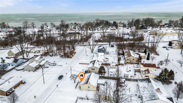 541 Maplewood Avenue, Sheffield Lake, OH 44054