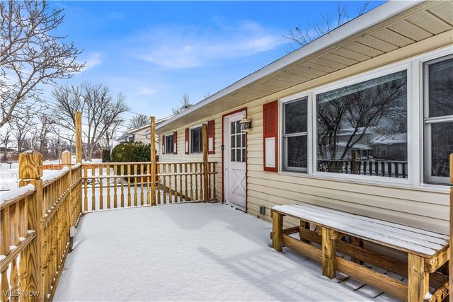 541 Maplewood Avenue, Sheffield Lake, OH 44054