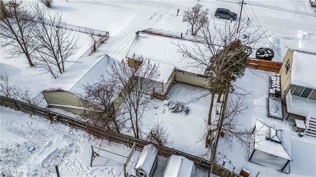 541 Maplewood Avenue, Sheffield Lake, OH 44054