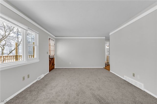 541 Maplewood Avenue, Sheffield Lake, OH 44054