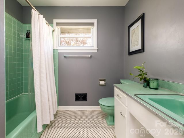 317 Allison Road, Brevard, NC 28712