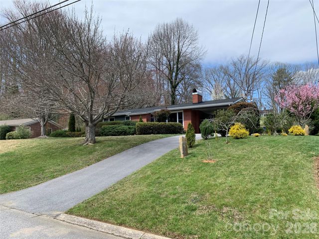 317 Allison Road, Brevard, NC 28712