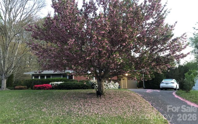 317 Allison Road, Brevard, NC 28712