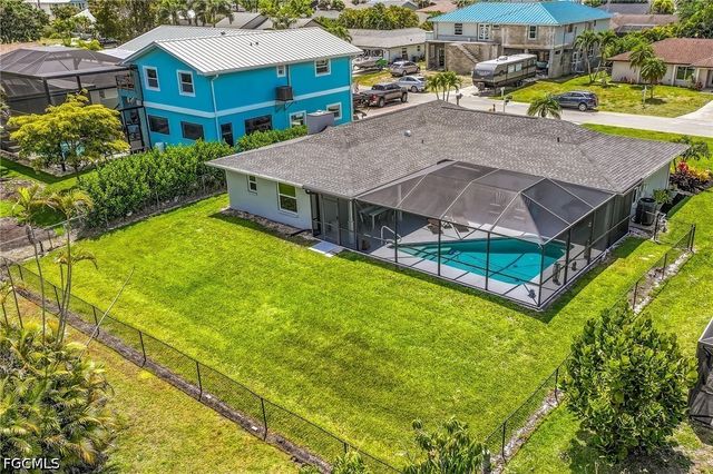 6048 Perthshire LN, Fort Myers, FL 33908