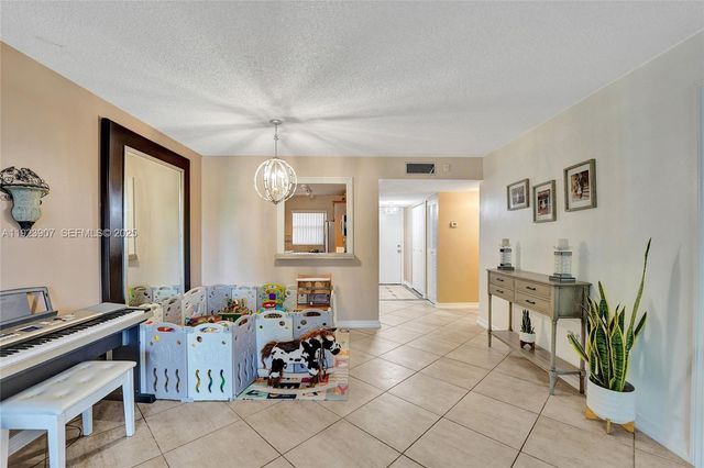 4111 Stirling Rd 502, Dania Beach, FL 33314