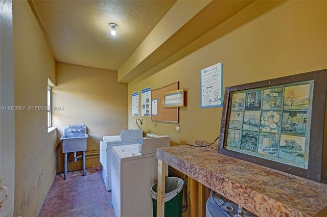 4111 Stirling Rd 502, Dania Beach, FL 33314