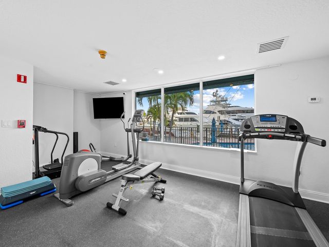 1050 Seminole Dr 2A, Fort Lauderdale, FL 33304