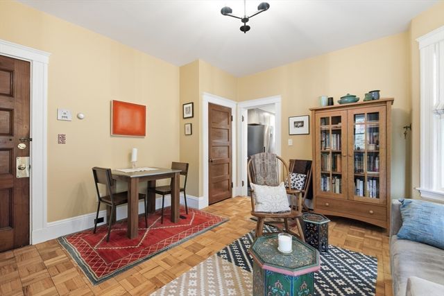 28 Highland Ave 4, Somerville, MA 02143