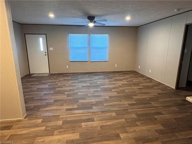 380 Ed Byerly Road, Lexington, NC 27295
