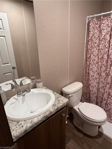 380 Ed Byerly Road, Lexington, NC 27295