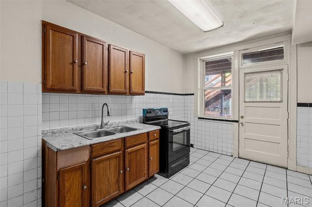 4504 Arsenal Street, St Louis, MO 63116