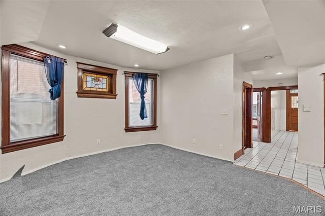 4504 Arsenal Street, St Louis, MO 63116